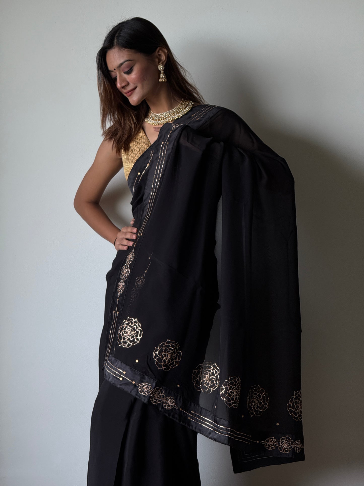 Signature Heritage Saree — Effortless Drape