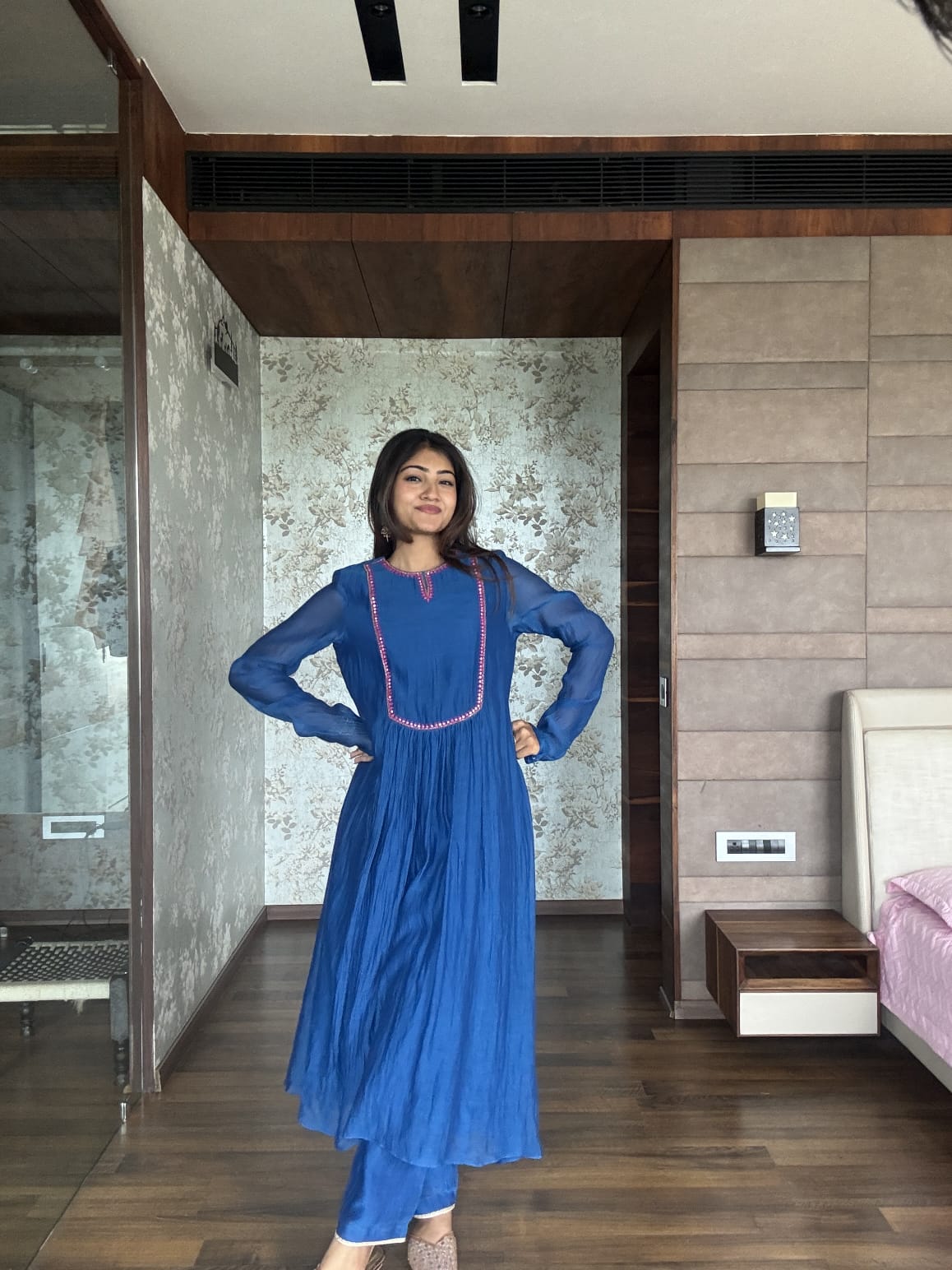 Aasmani blue