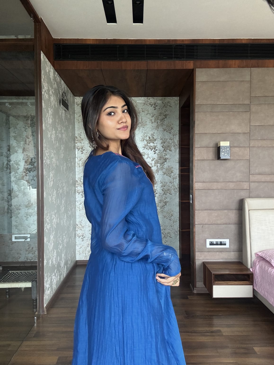 Aasmani blue